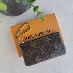 LOUIS VUITTON Monogram Coin Key Pouch Pochette Cles/Keychain